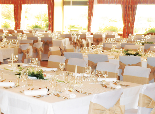 SPECIAL-MARIAGE-300-perconnes-COMPLEXE-HOTELIER-CIGOLAND-ALSACE-545x400px-copie.jpg