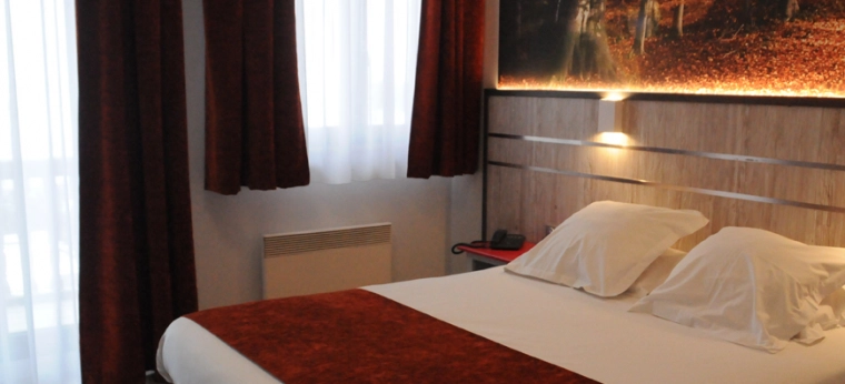 chambre double hotel deux etoile cigoland Alsace.
